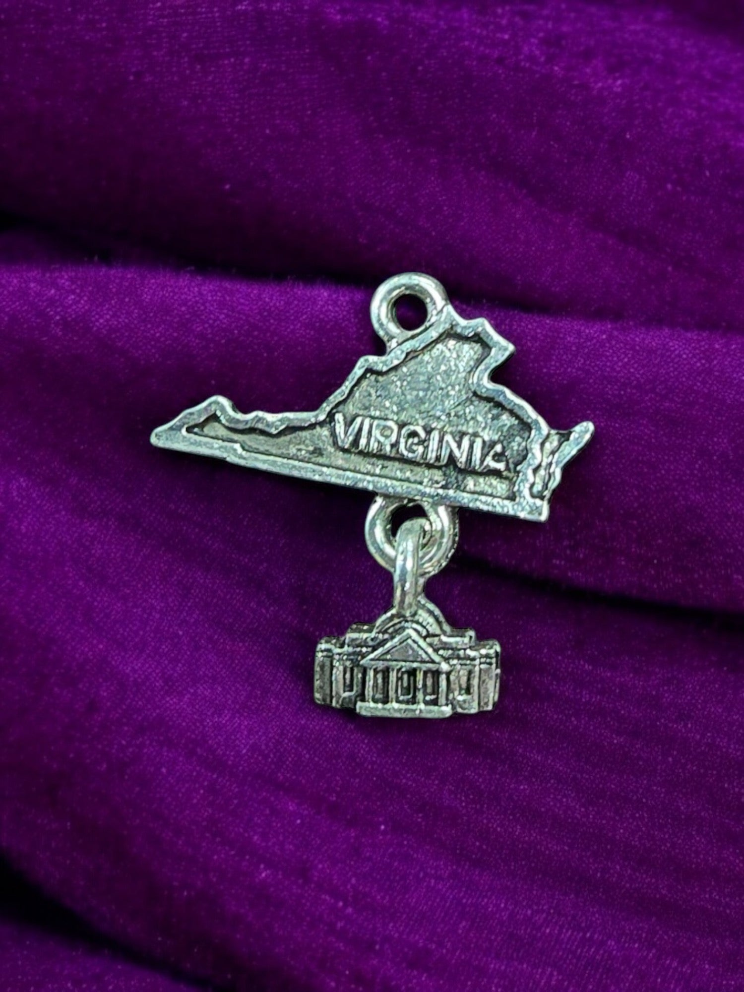 Silver Virginia State Pewter Charm Pendant | Travel Charm