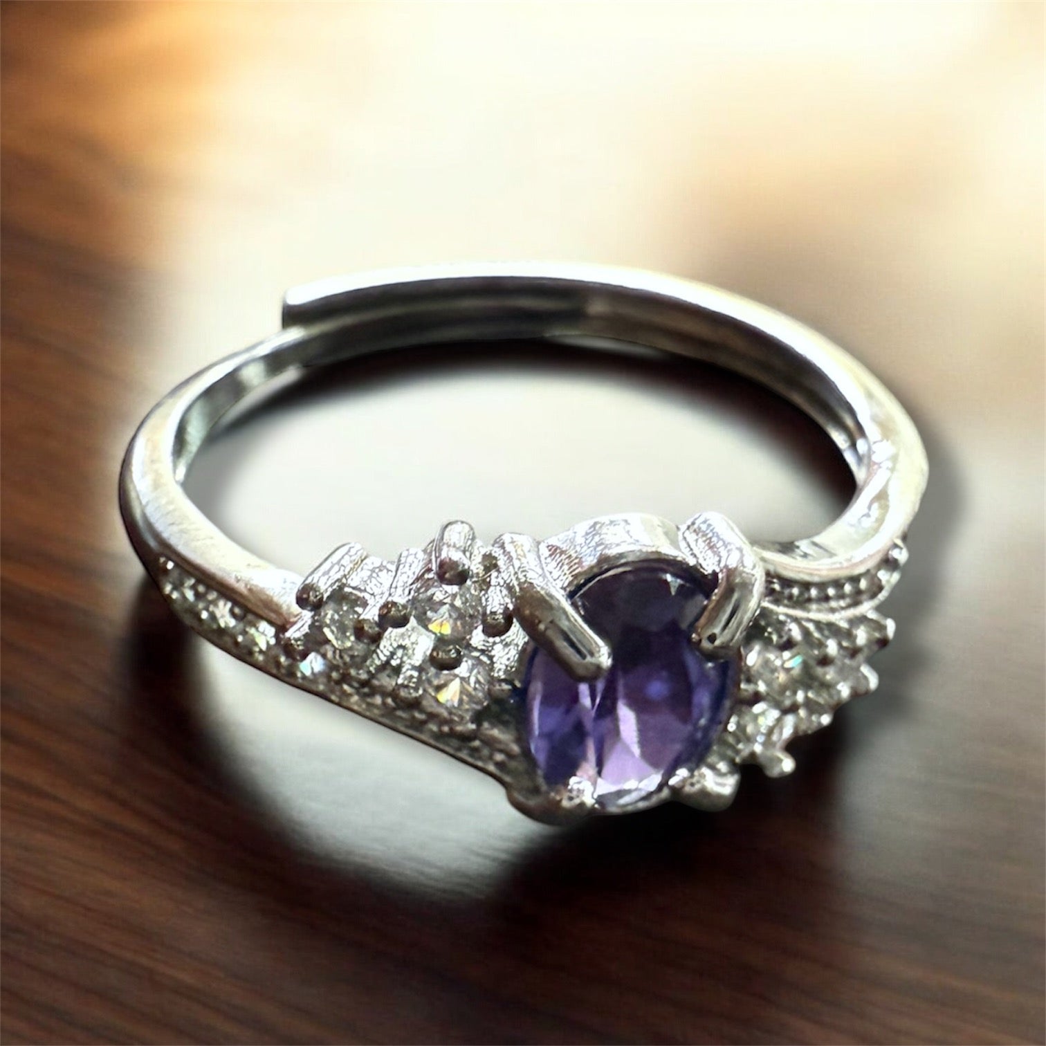 Silver Amethyst-Hued Crystal Silver Ring - Adjustable & Intricate Design