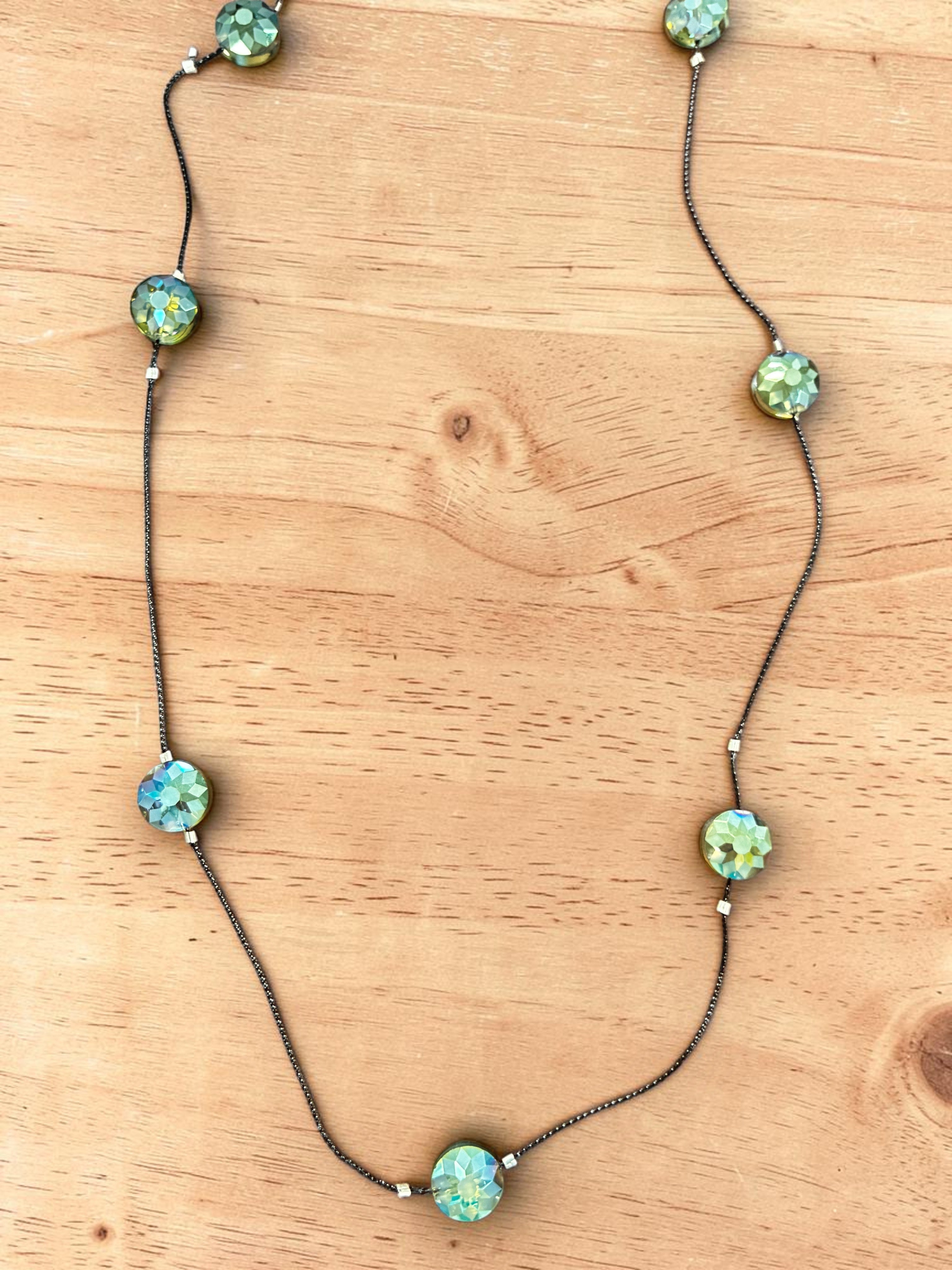 Elegant Crystal Beaded String Necklace in Vibrant Colors