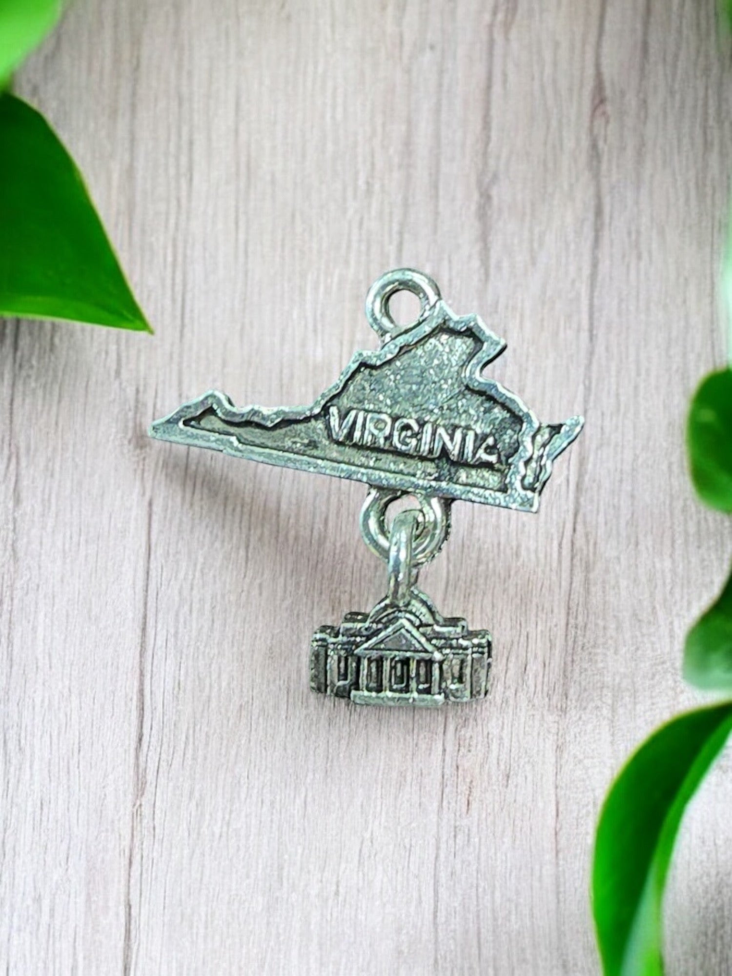 Silver Virginia State Pewter Charm Pendant | Travel Charm