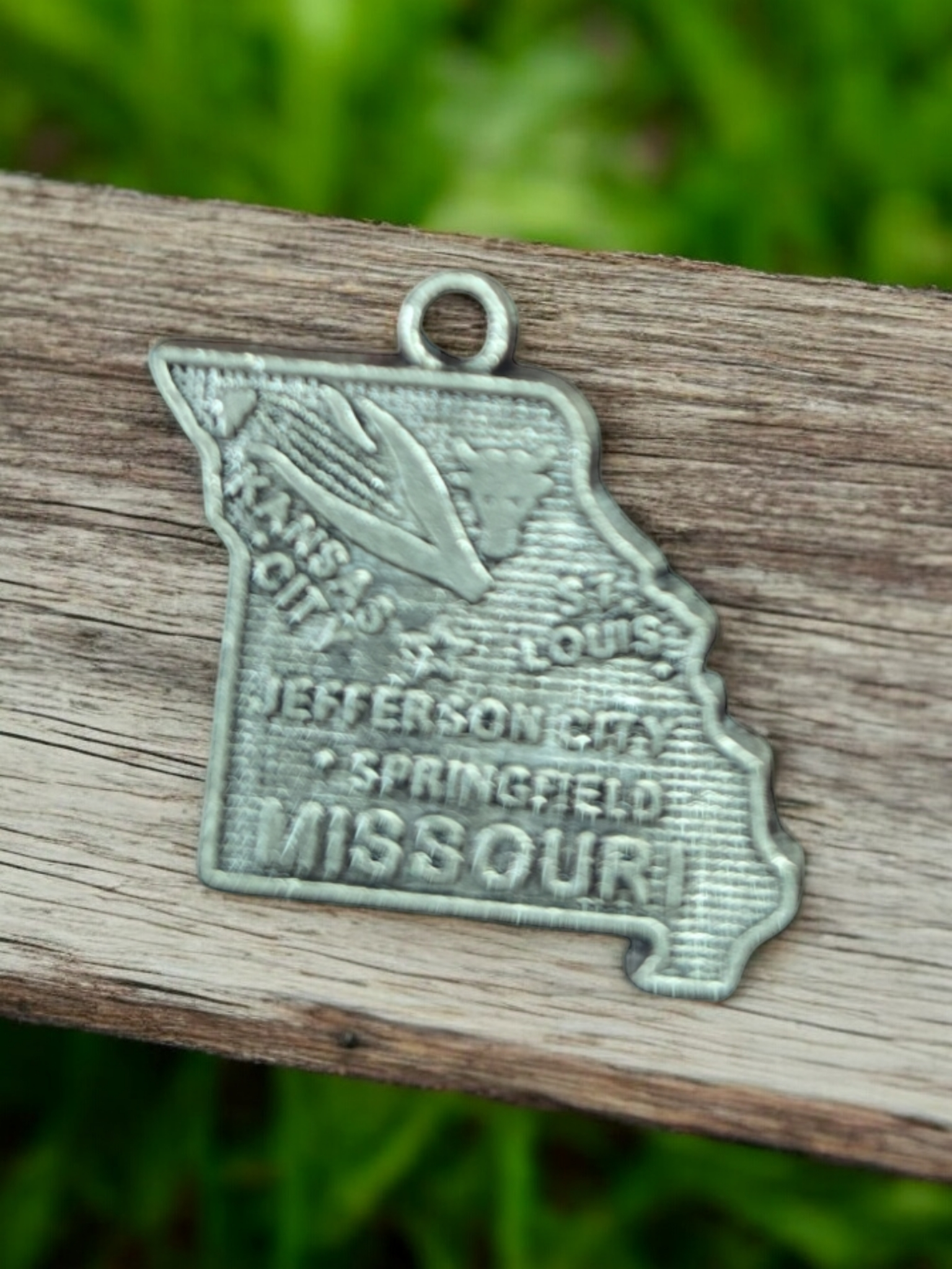 Silver Missouri State Pewter Charm Pendant | Travel Charm