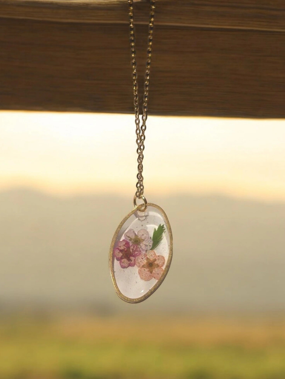 Minimalist Oval Pressed Flower Pendant | Real Botanical Resin Necklace