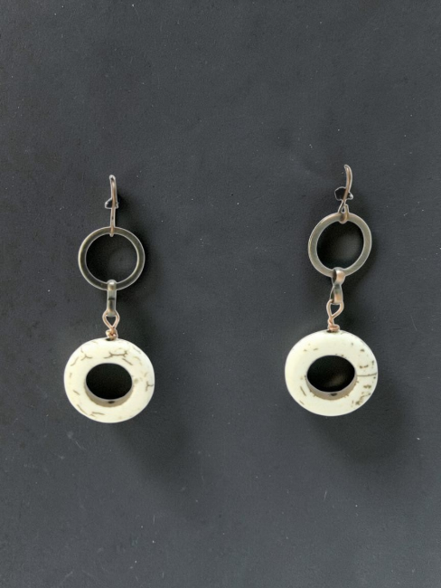 Earthy Elegance: Copper Dangle Earrings with White Turquoise Bead